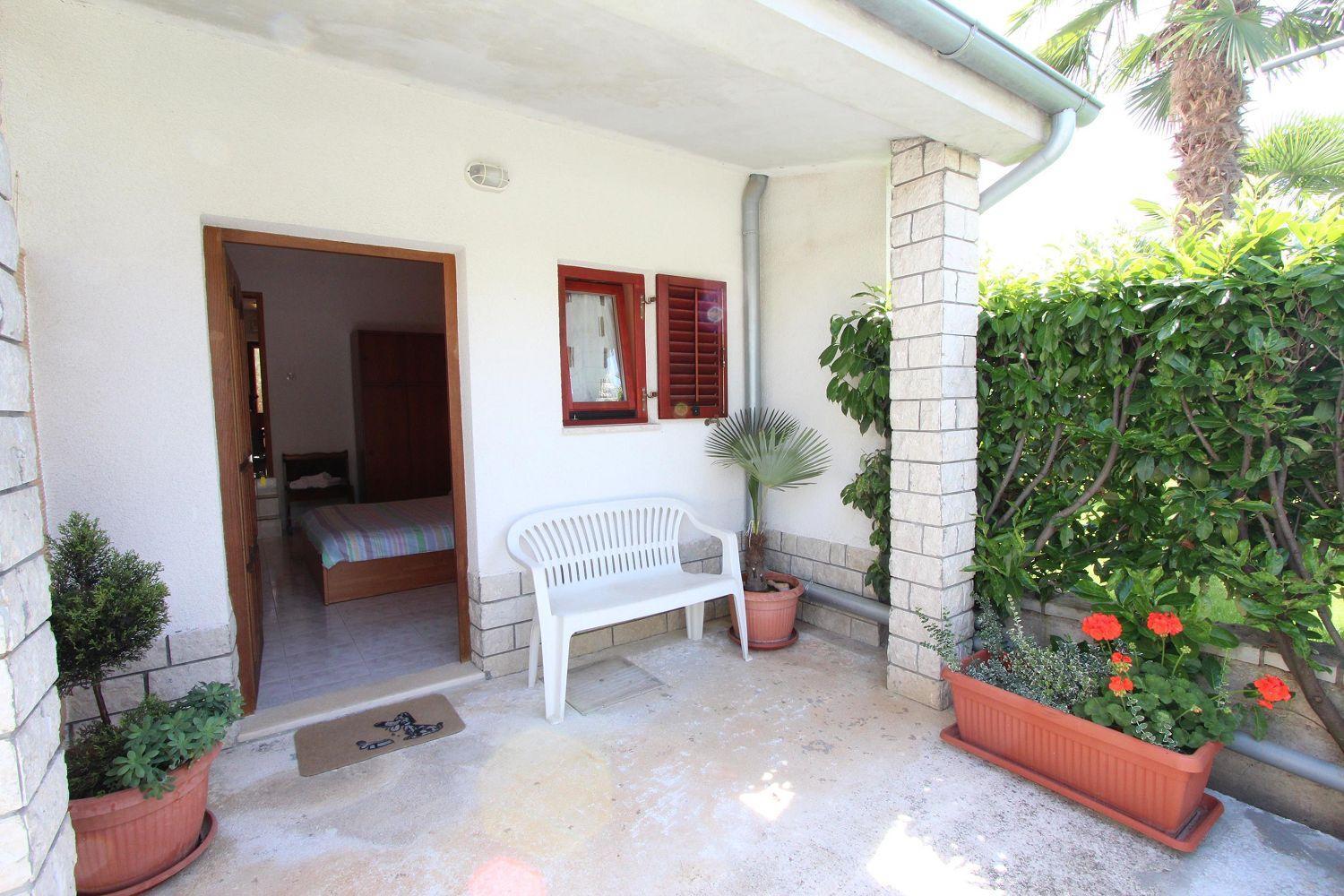 Apartamento Charmantes Nur 10 Gehminuten Zum Mit Privater Terrasse, Klima, Wifi